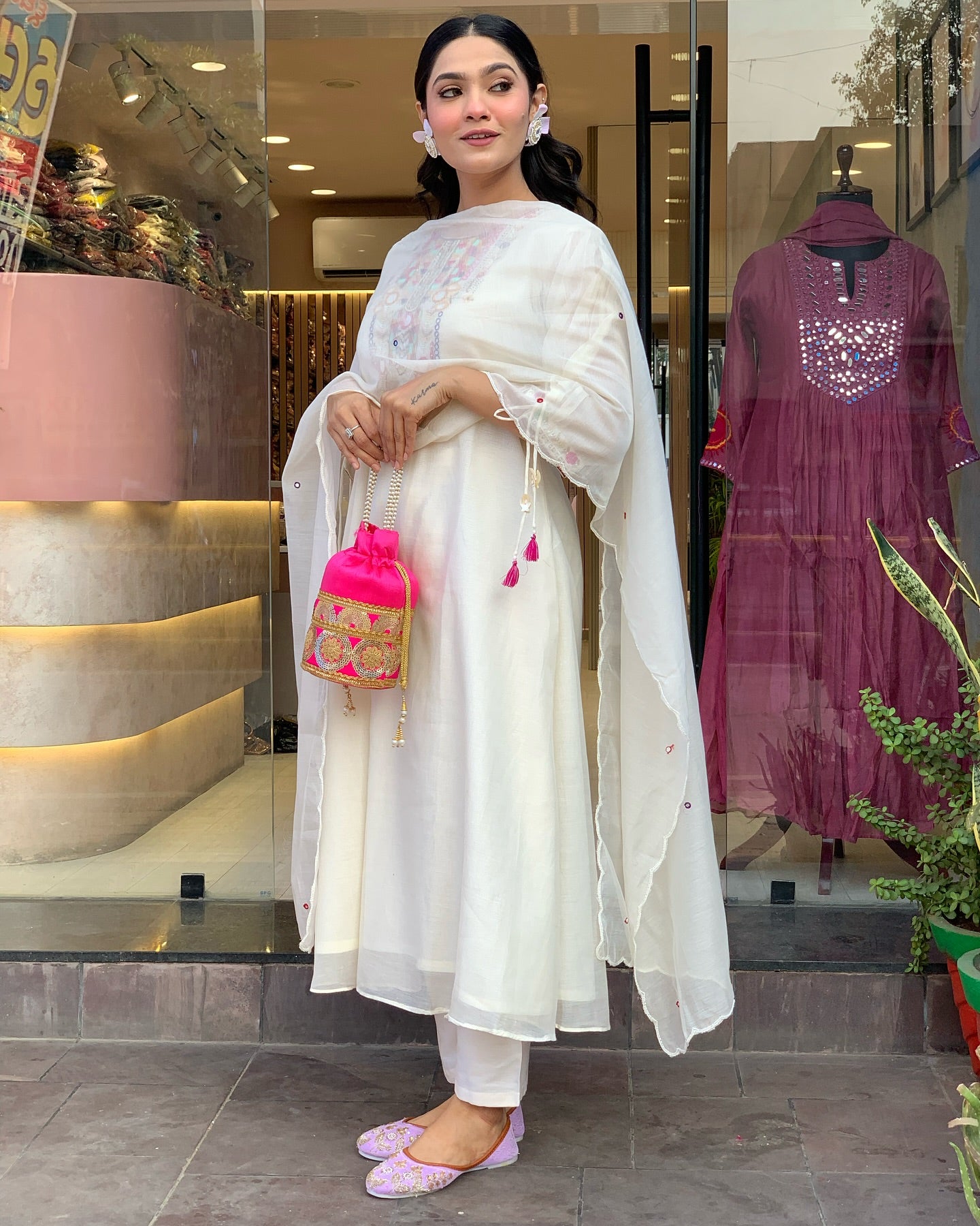 WOMEN ETHNIC KURTA SET