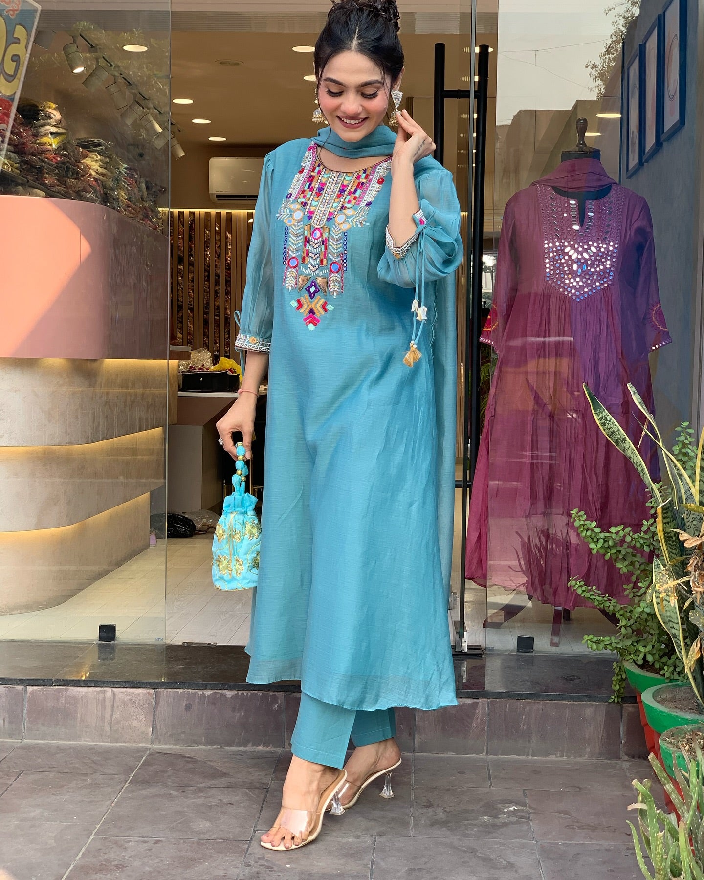 WOMEN ETHNIC STYLE KURTA SET