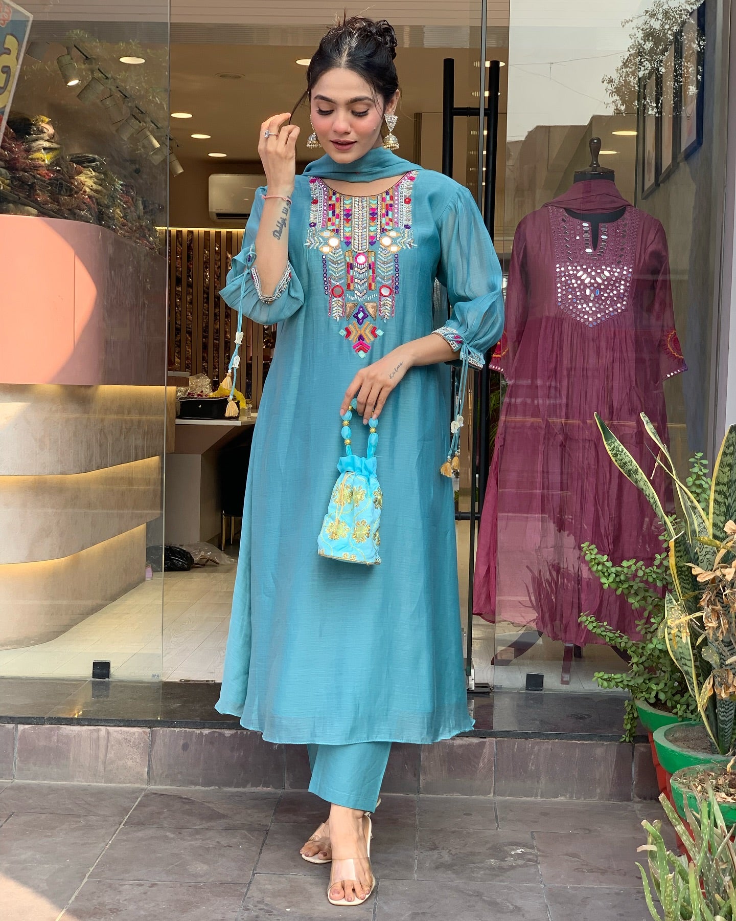 WOMEN ETHNIC STYLE KURTA SET