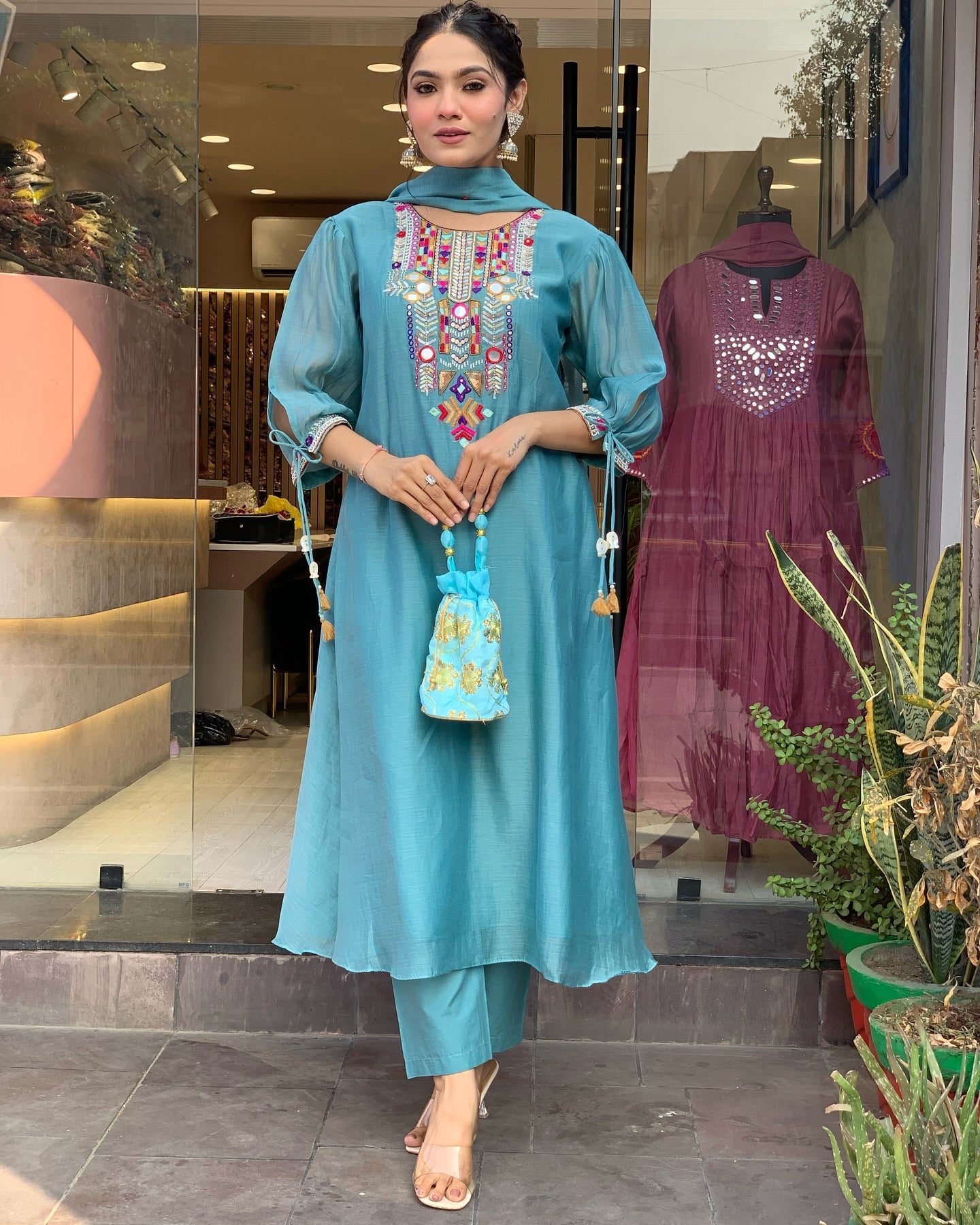 WOMEN ETHNIC STYLE KURTA SET