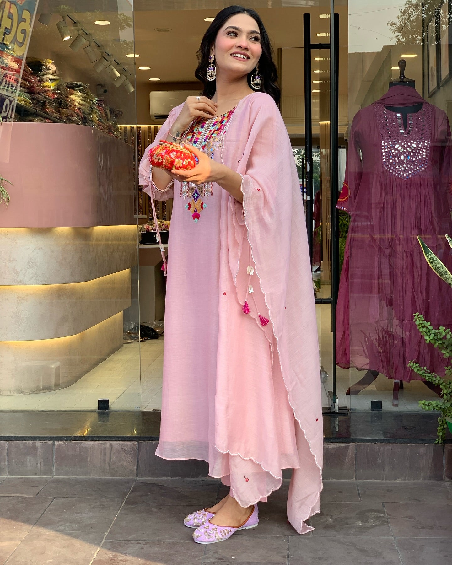 WOMEN ETHNIC MIRROR WORK KURTA SET