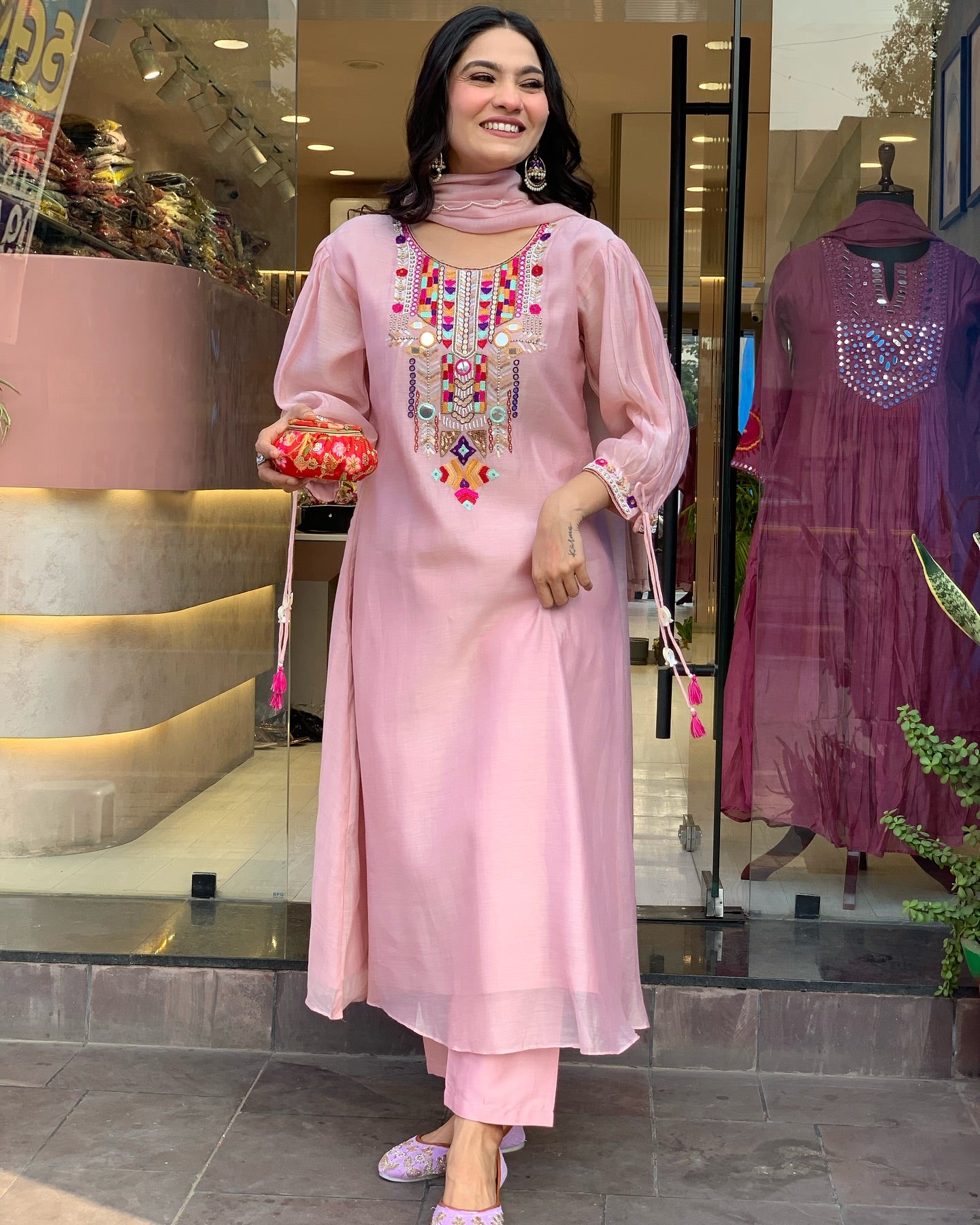 WOMEN ETHNIC MIRROR WORK KURTA SET