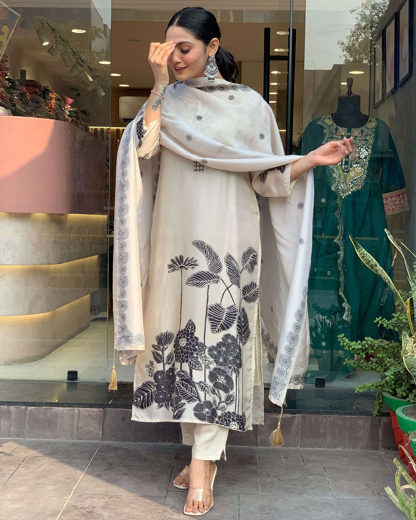 WOMEN BRIDAL STRAIGHT KURTA SET
