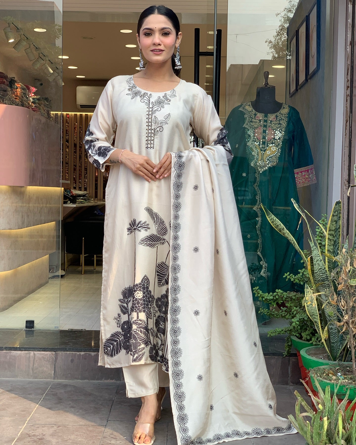 WOMEN BRIDAL STRAIGHT KURTA SET
