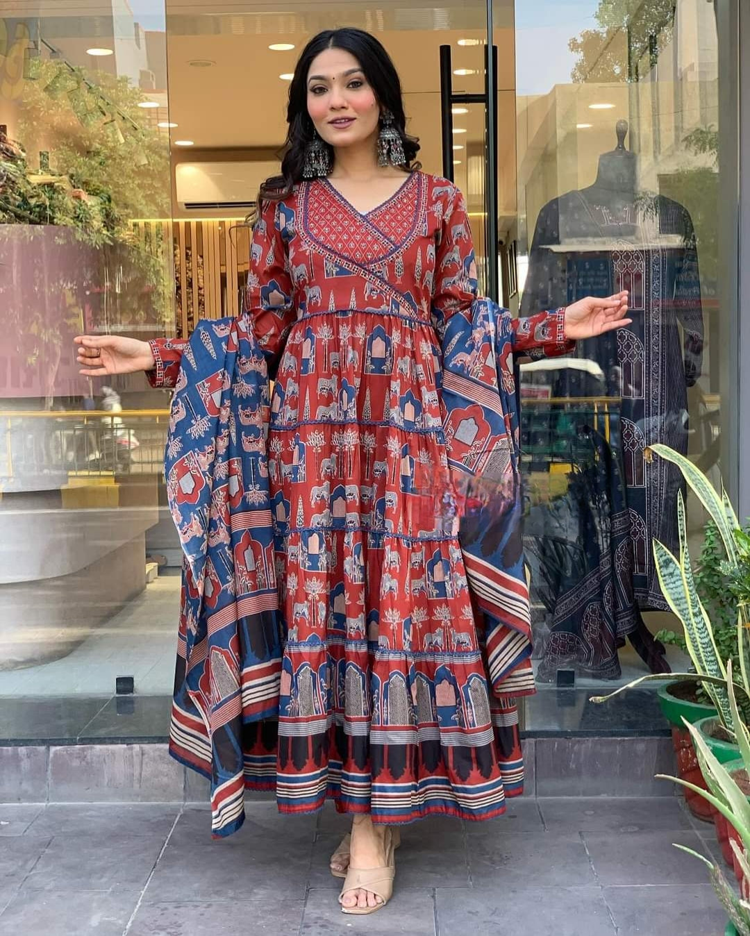 WOMEN ANARKALI KURTA SET