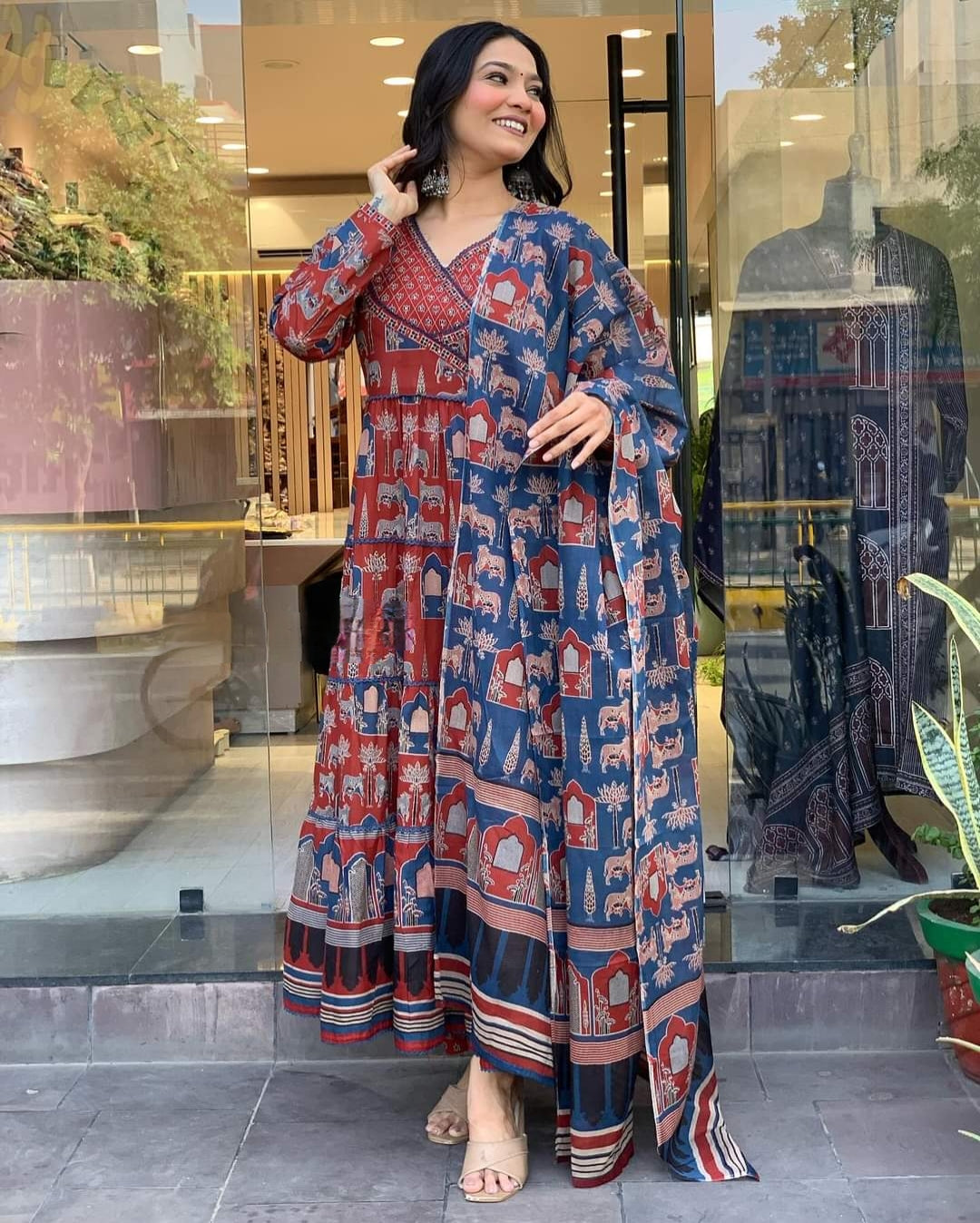 WOMEN ANARKALI KURTA SET