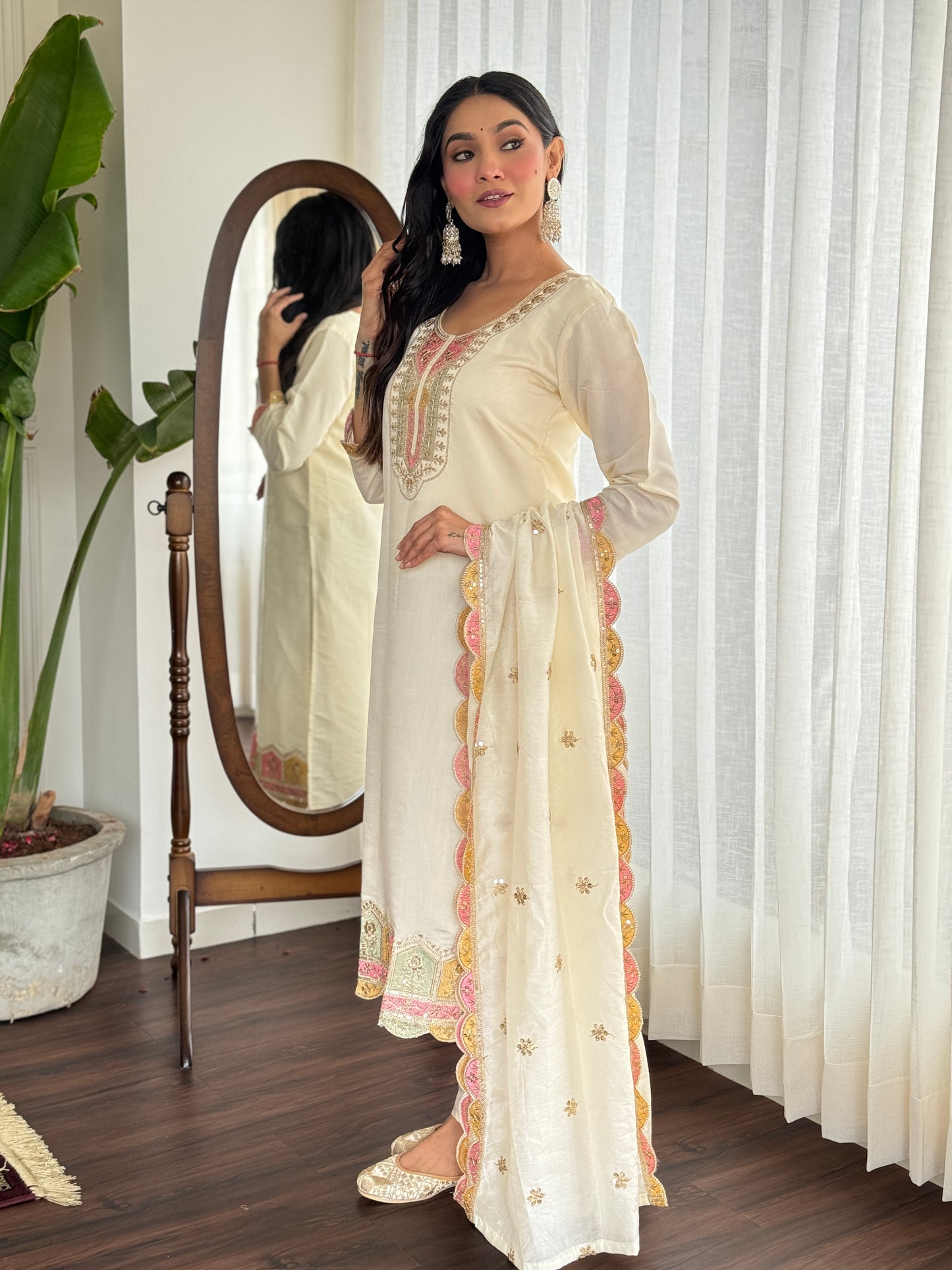 WOMEN ANARKALI MIRROR WORK KURTA SET
