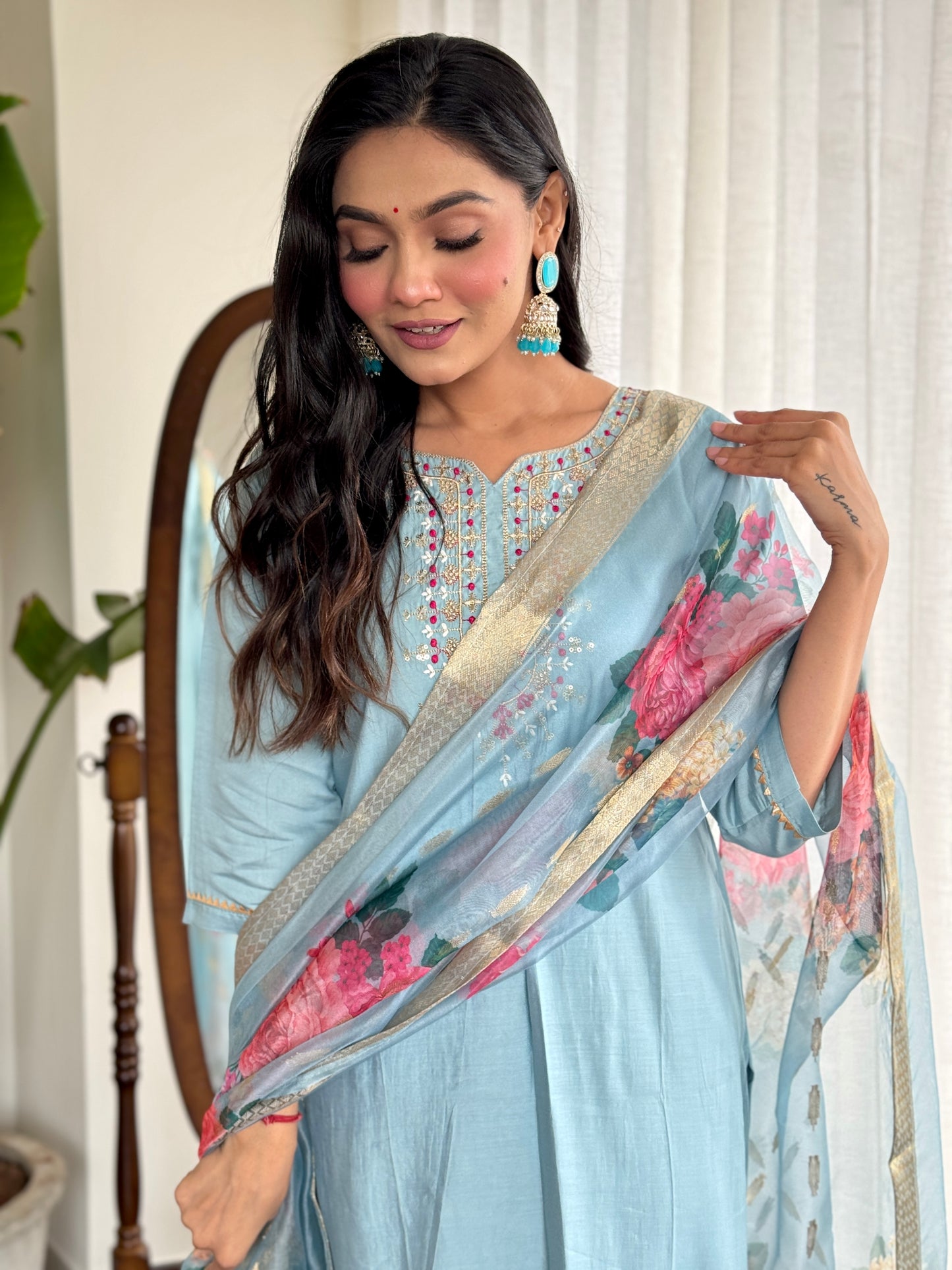 WOMEN LEHERIYA KURTA SET