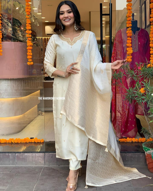 WOMEN STRAIGHT KURTA SET