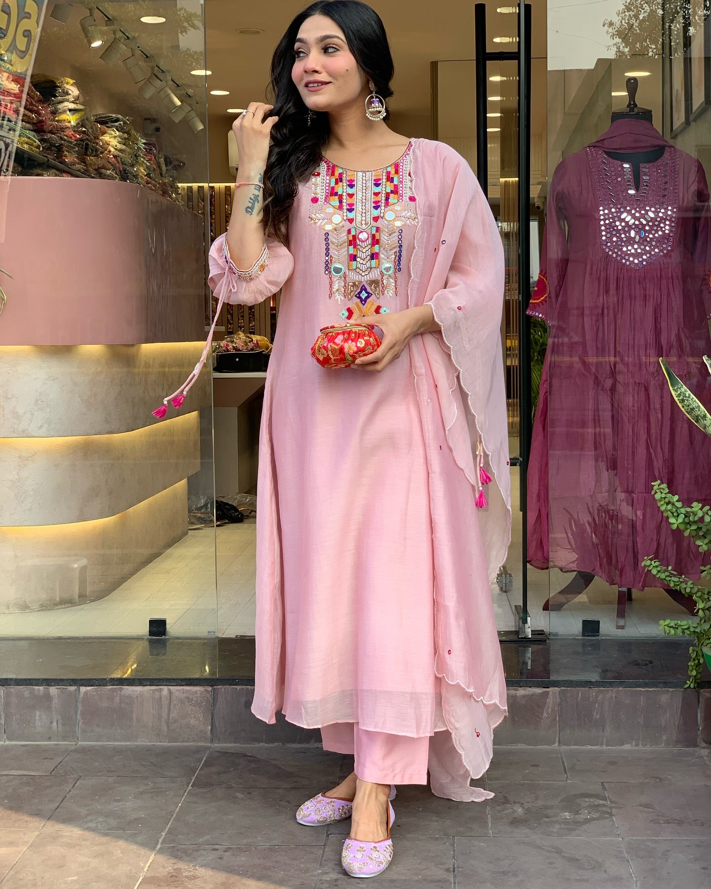 WOMEN ETHNIC MIRROR WORK KURTA SET