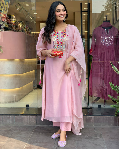 WOMEN ETHNIC MIRROR WORK KURTA SET